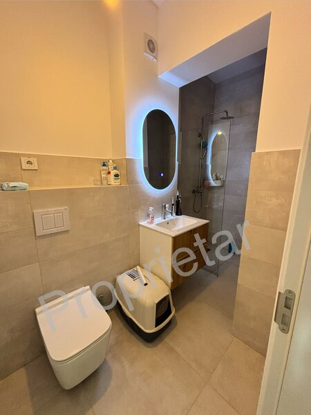 Titan, apartament 3 camere, loc de parcare inclus.